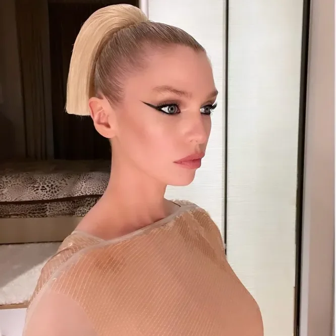 Футуристический хвост