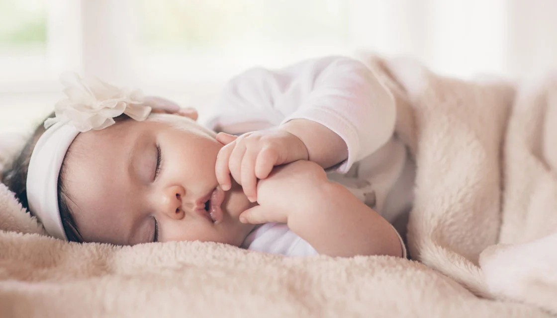 4 популярных мифа о маленьких детях