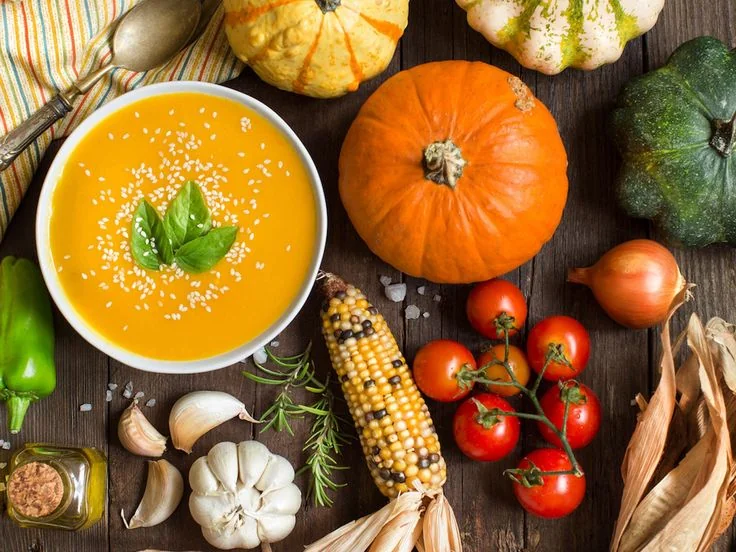 6 важных нюансов в питании осенью, которые помогут сохранить здоровье (и кошелек)